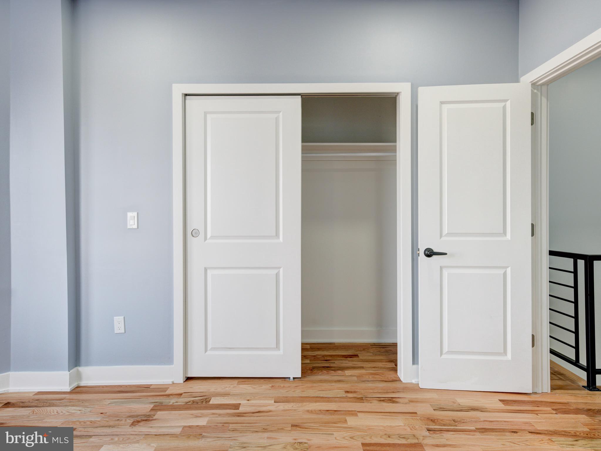 2332 E CLEARFIELD STREET