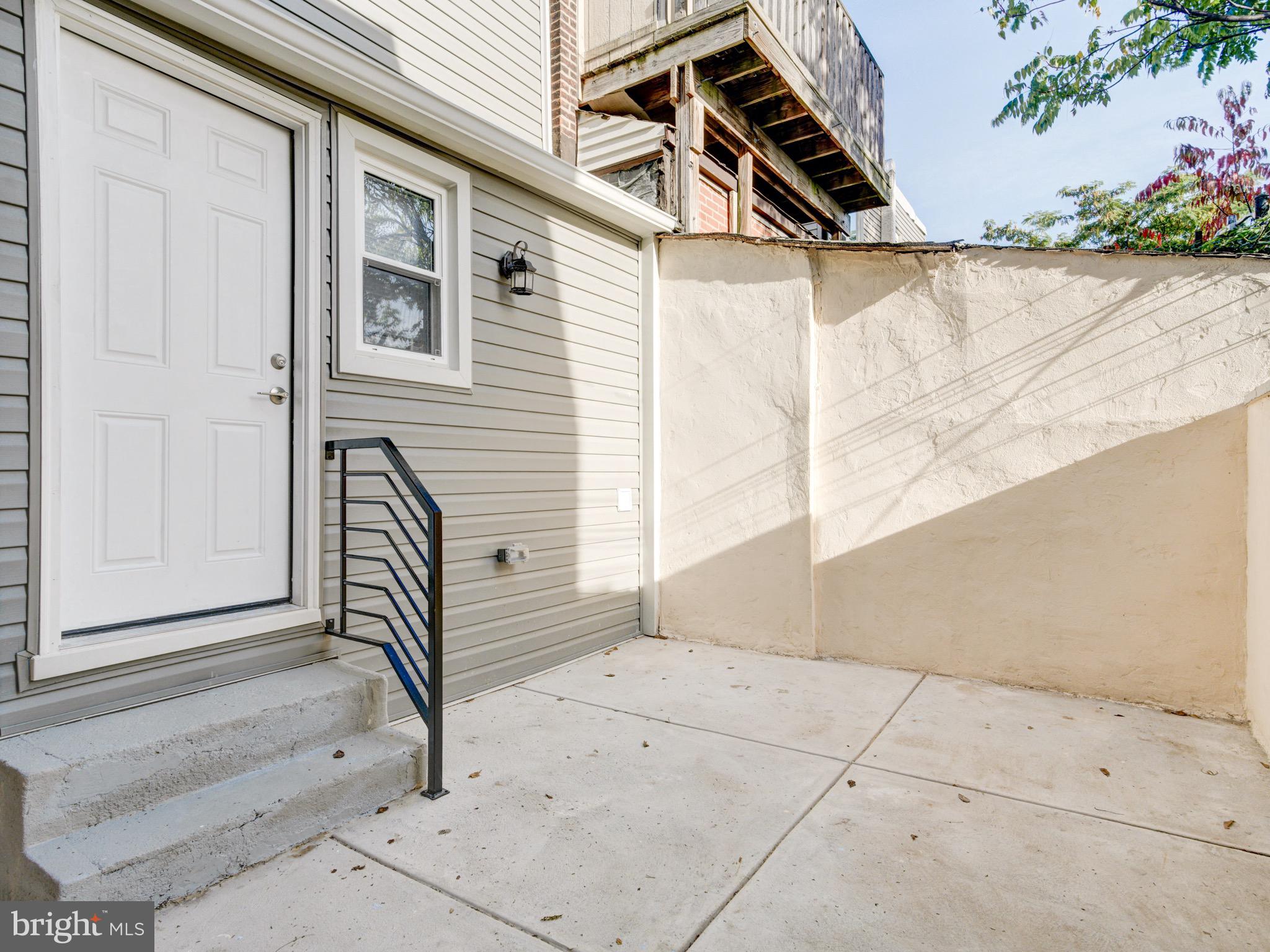 2332 E CLEARFIELD STREET