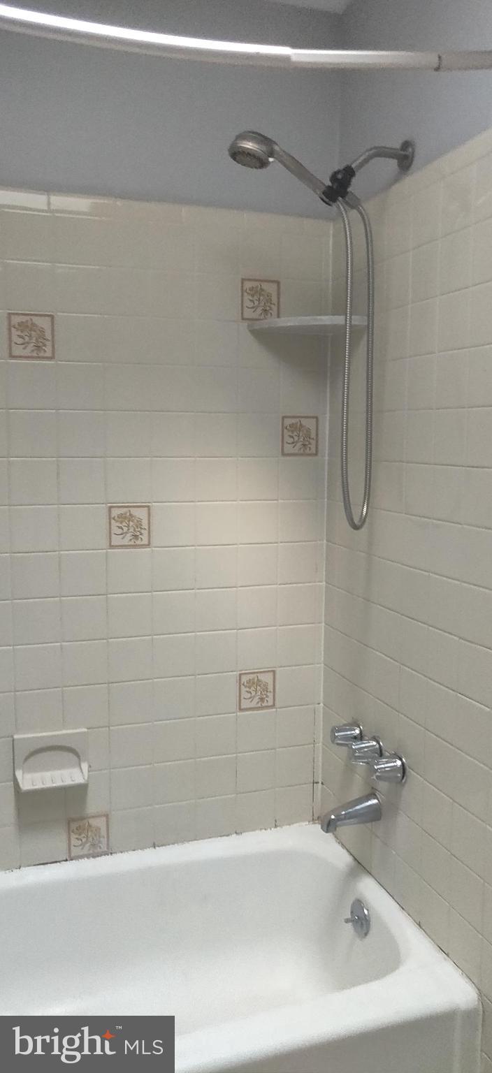 2653 S ROBINSON STREET