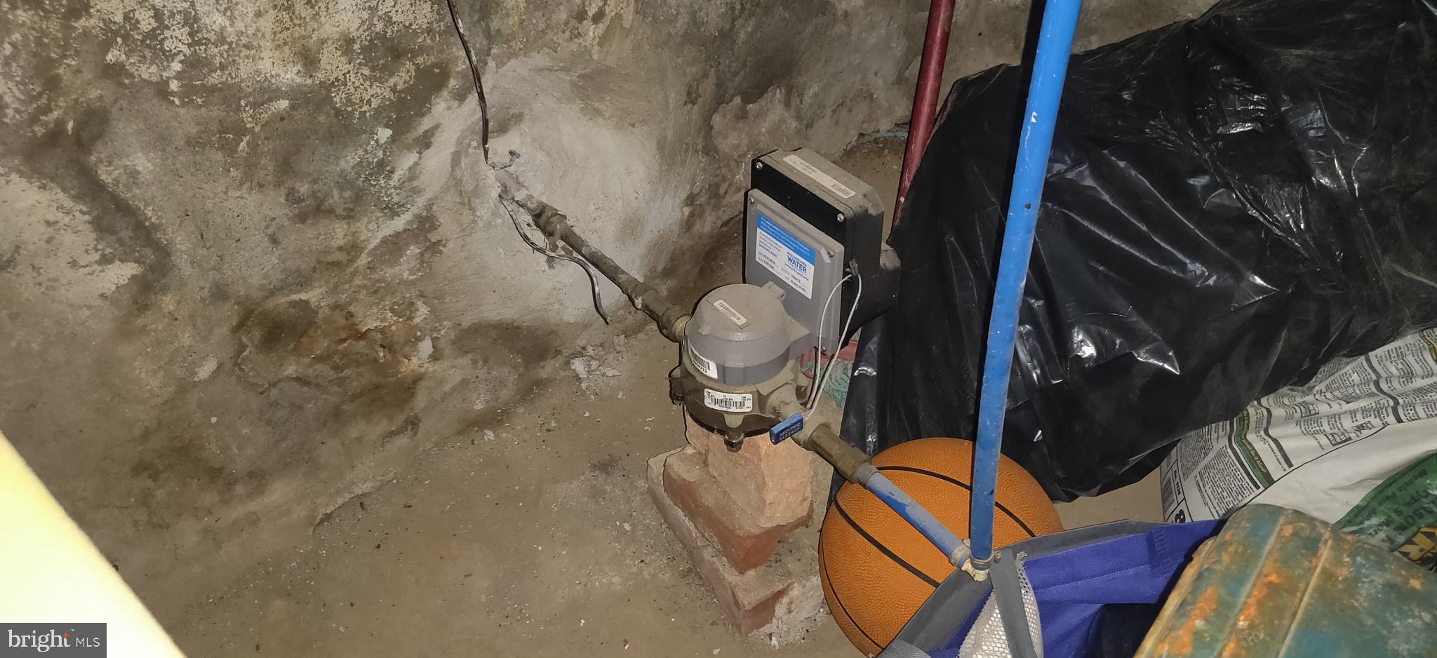 2527 S MILLICK STREET