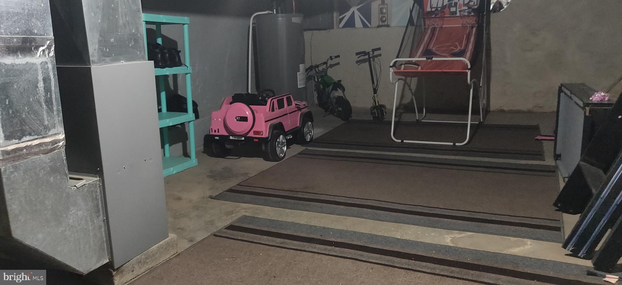 2527 S MILLICK STREET