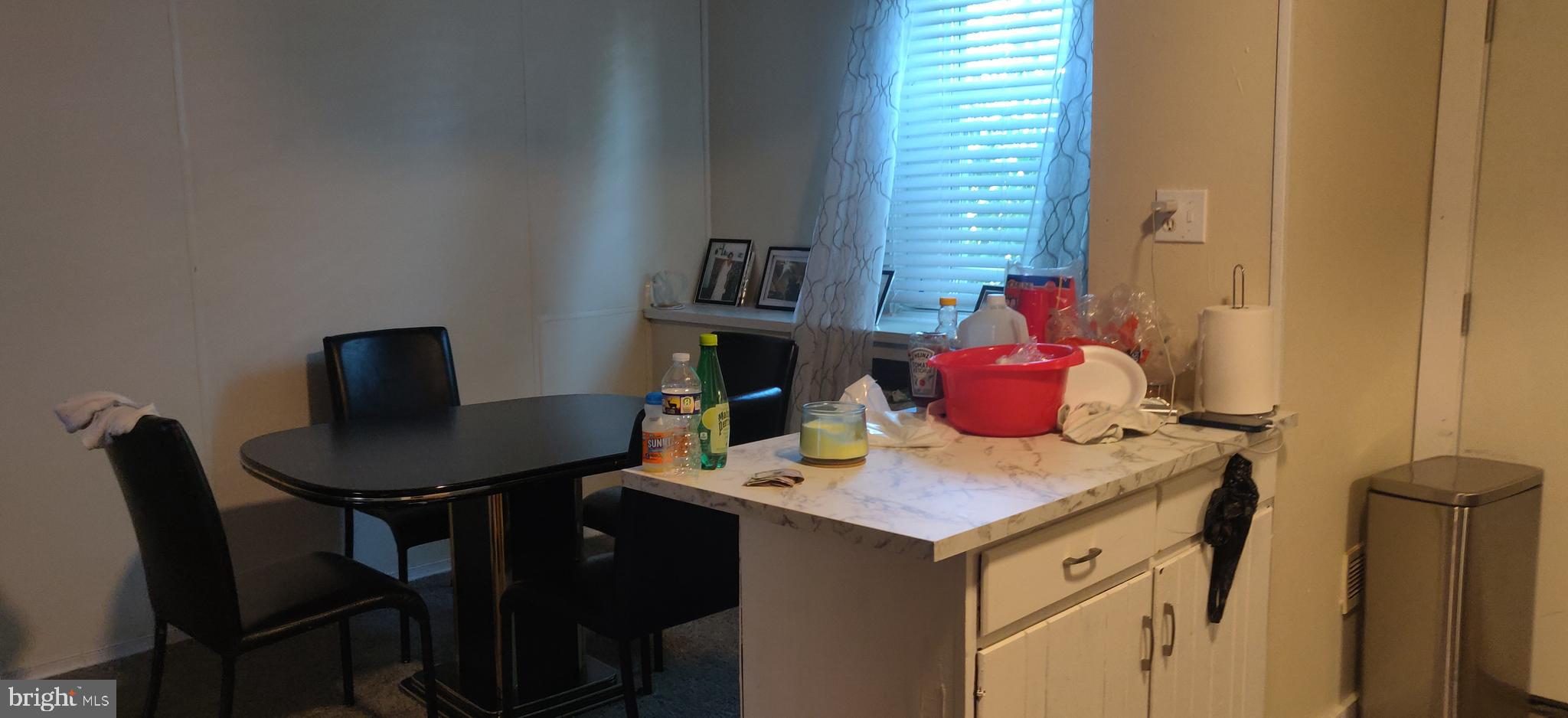 2527 S MILLICK STREET