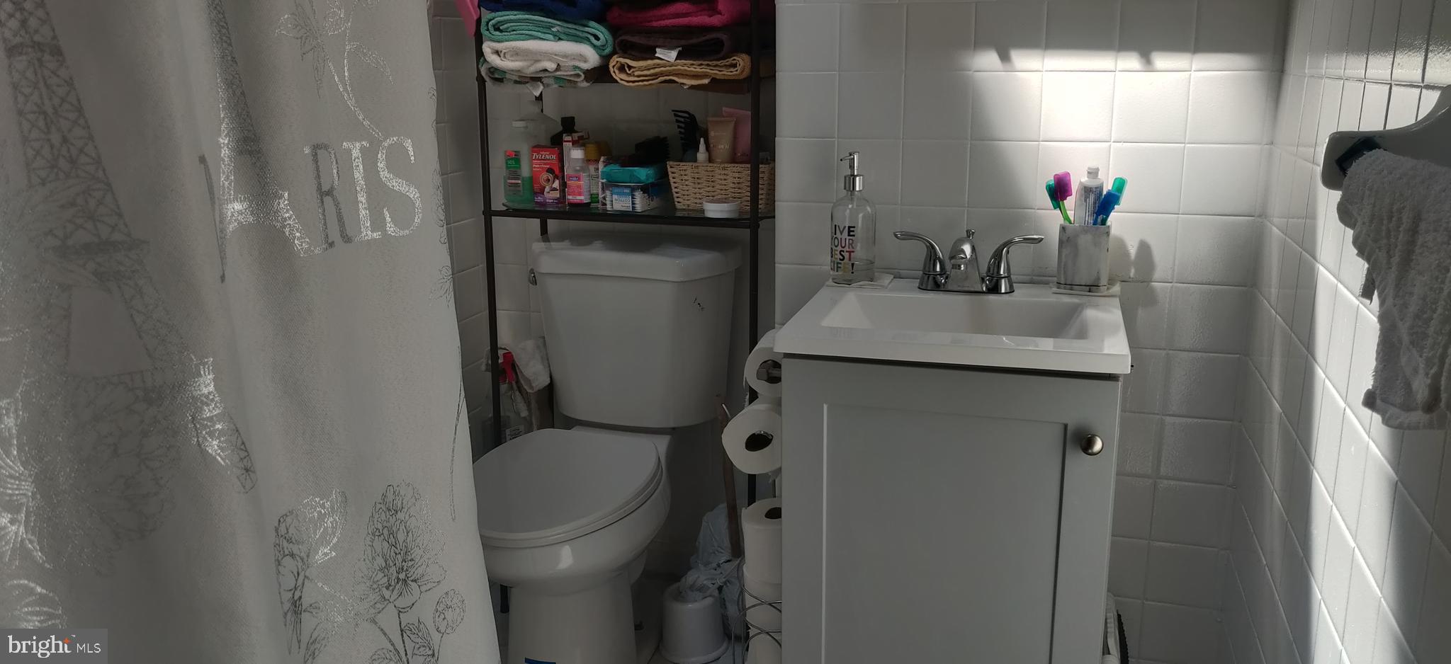 2527 S MILLICK STREET