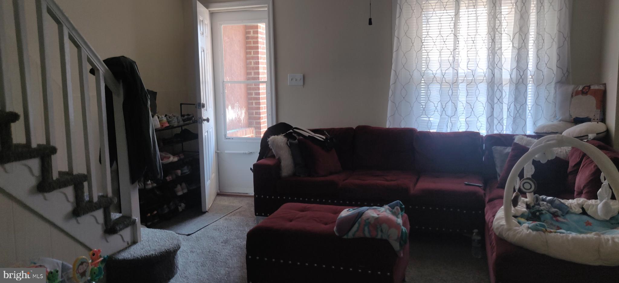 2527 S MILLICK STREET