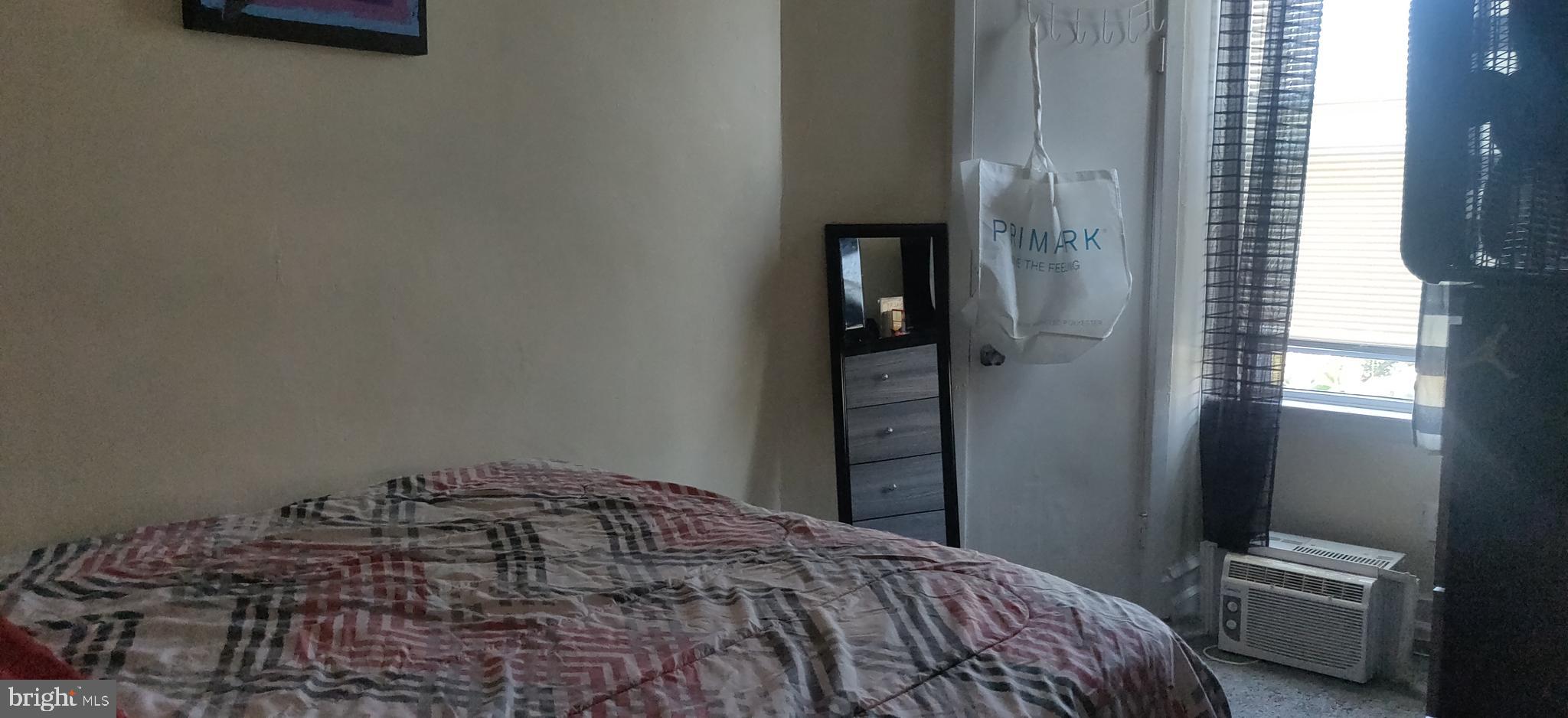 2527 S MILLICK STREET