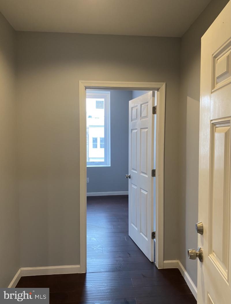 838 CORINTHIAN AVENUE 3