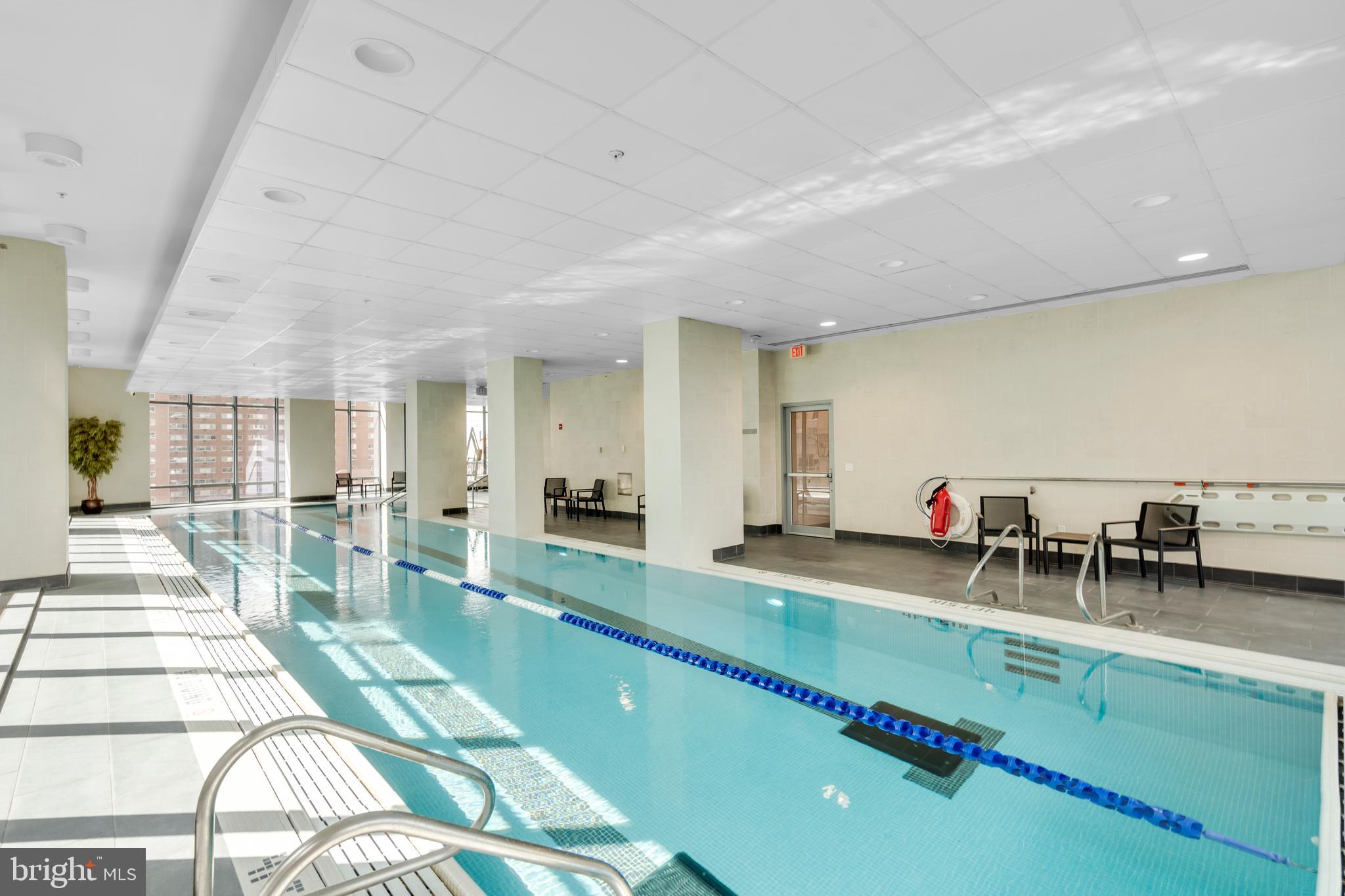 2101 MARKET STREET 00 PH02