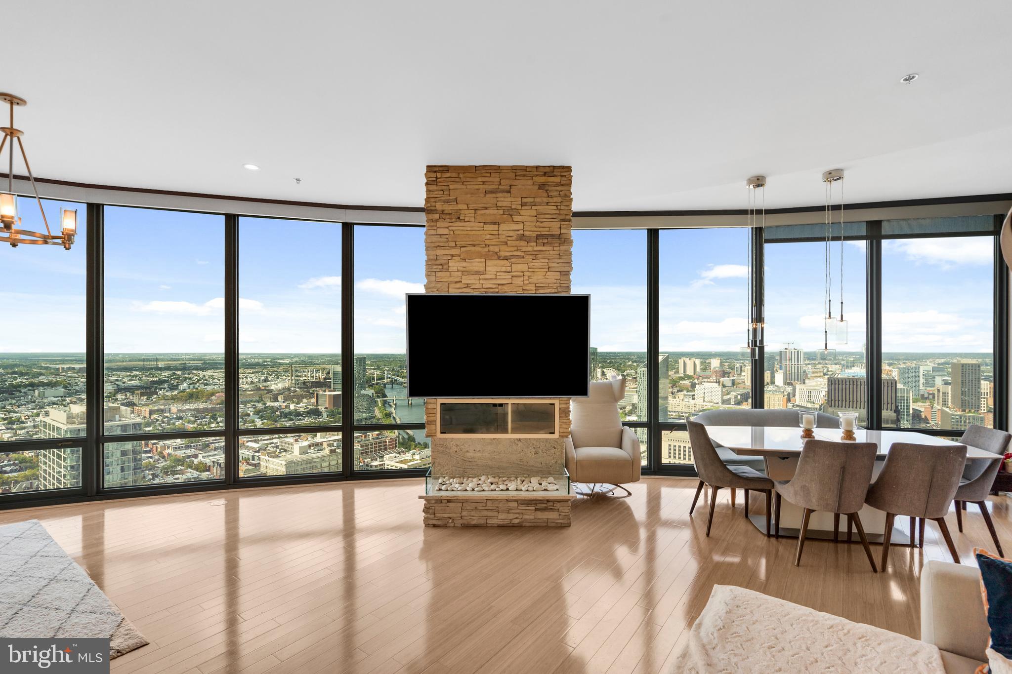 2101 MARKET STREET 00 PH02