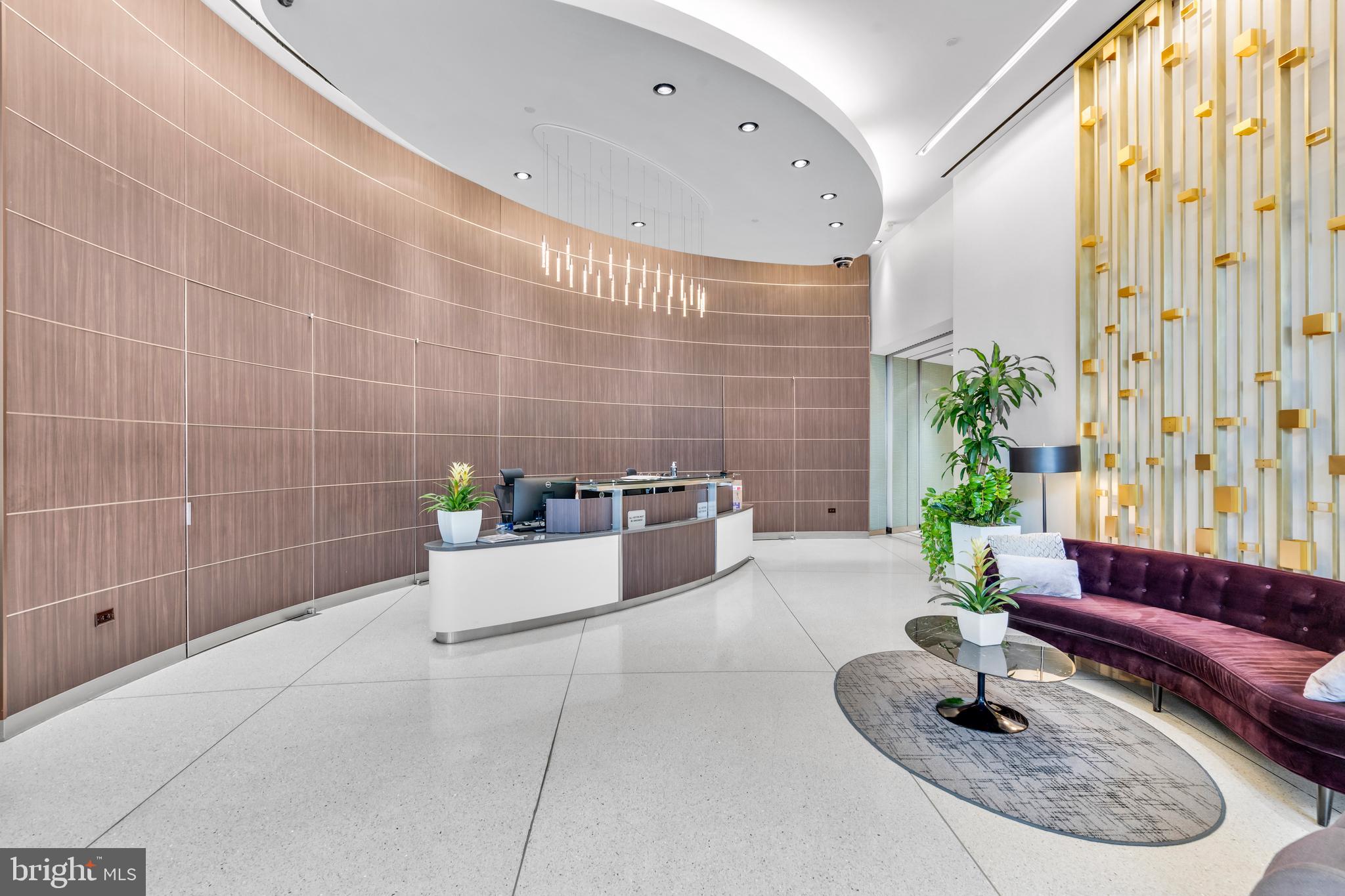 2101 MARKET STREET 00 PH02