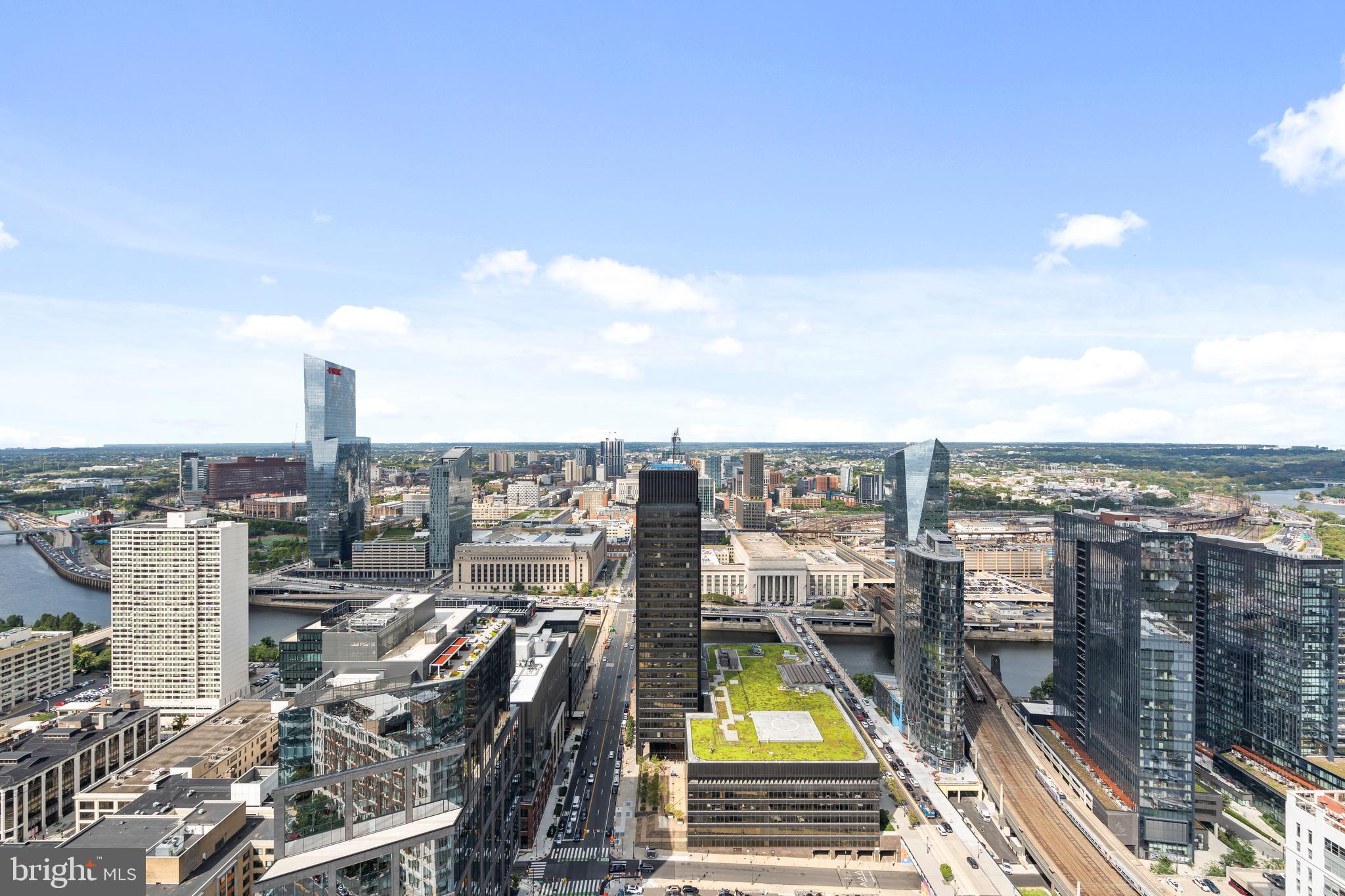 2101 MARKET STREET 00 PH02