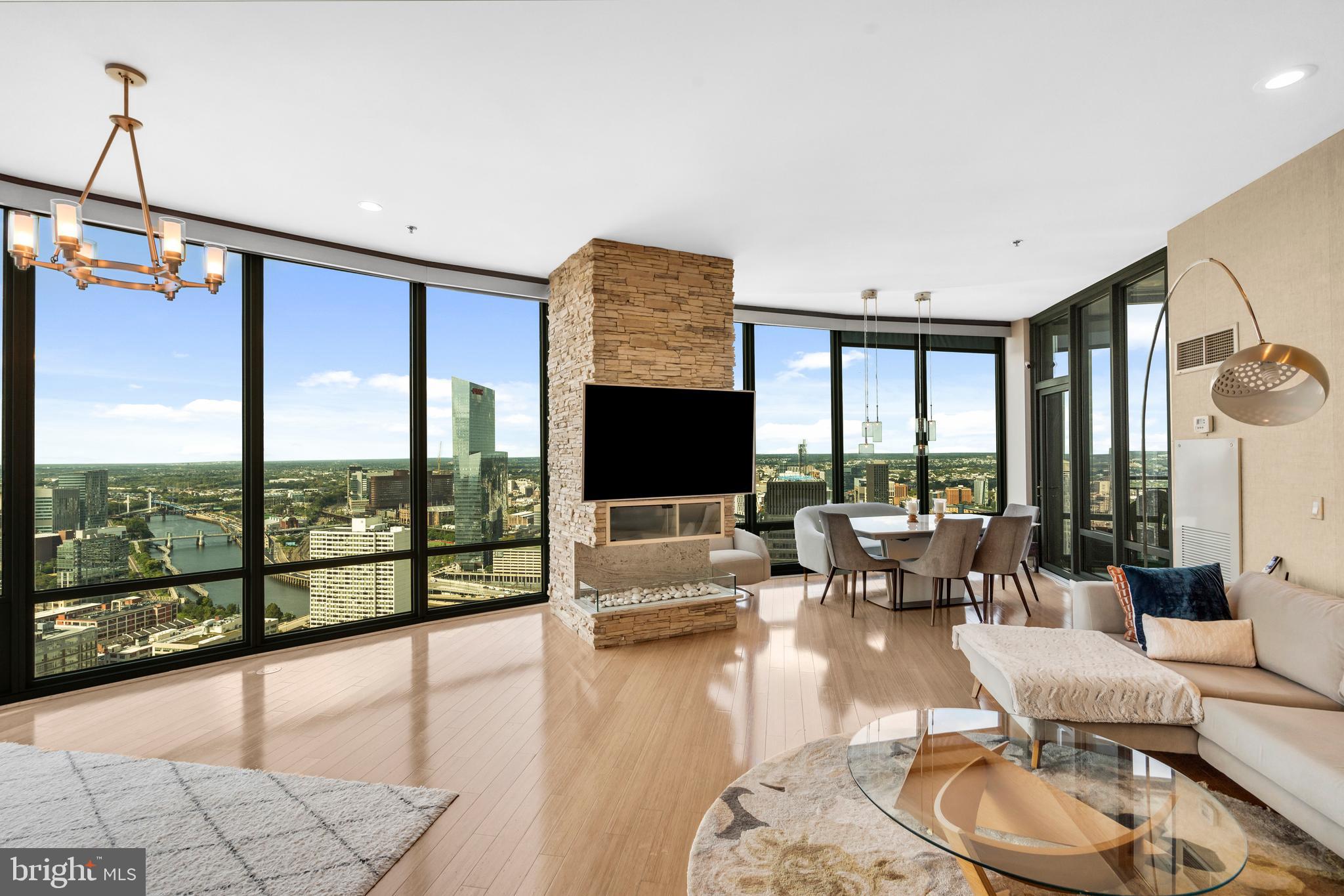 2101 MARKET STREET 00 PH02