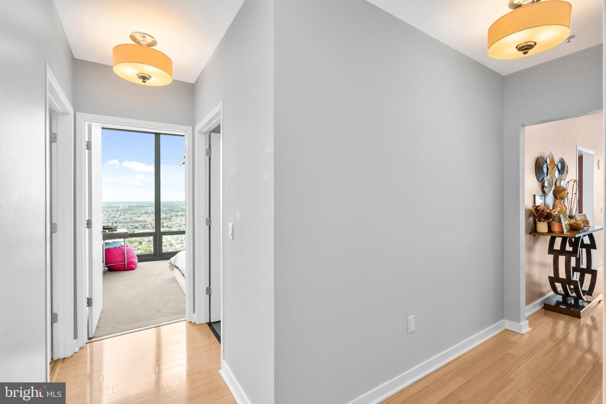 2101 MARKET STREET 00 PH02