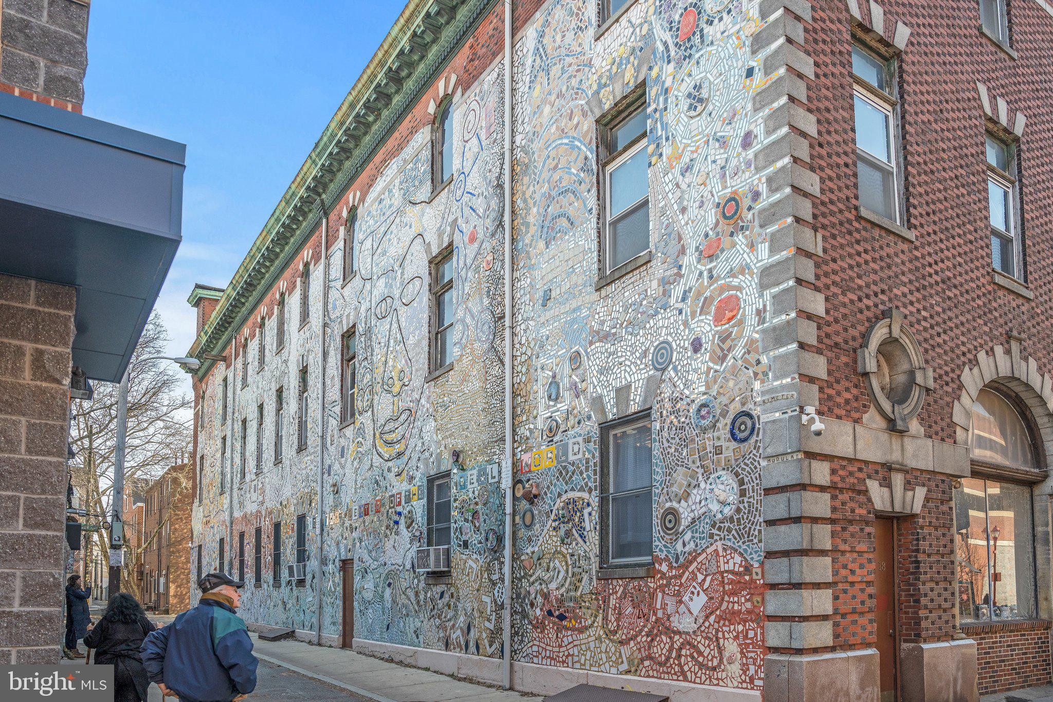 700 S 10TH STREET 2F