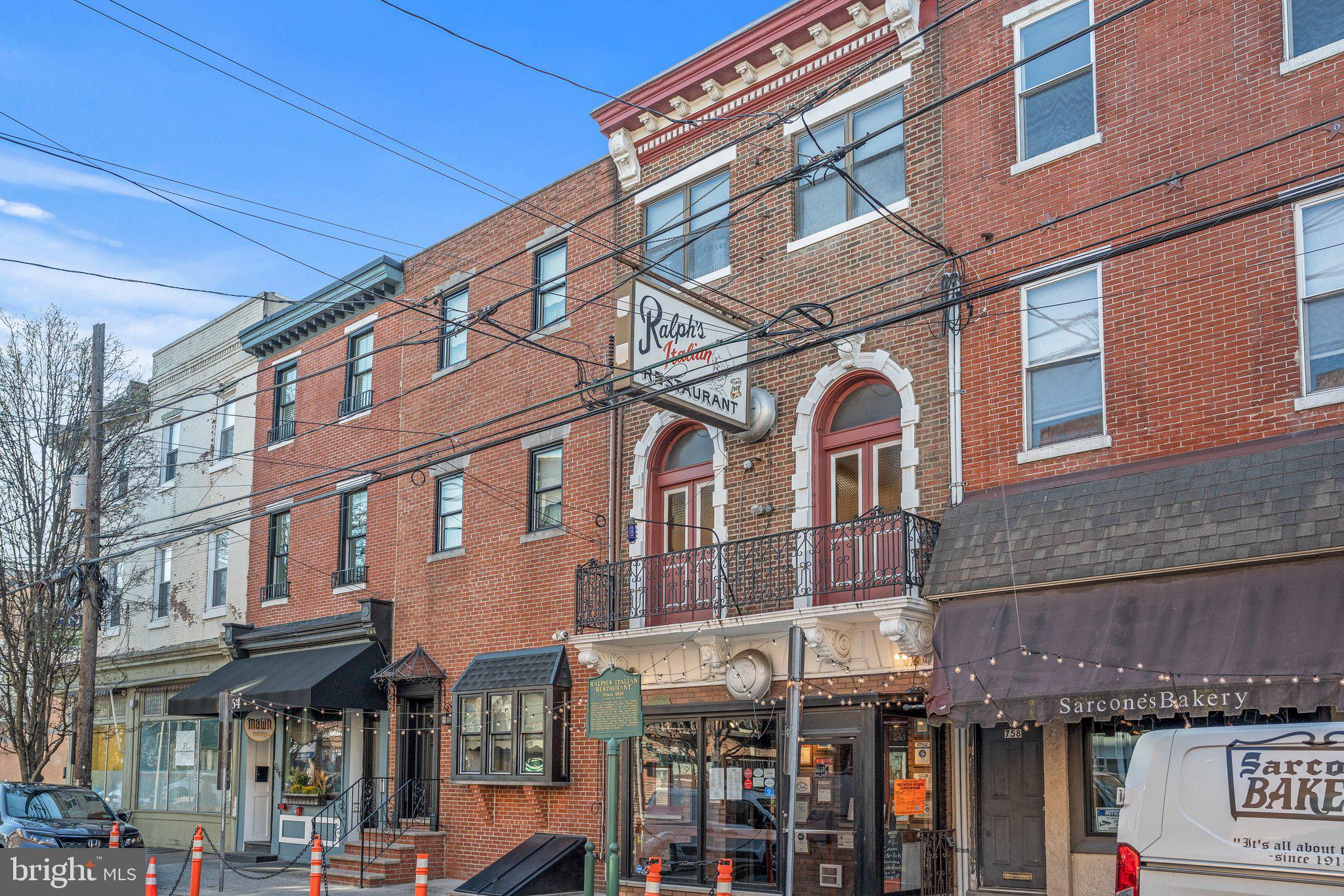 700 S 10TH STREET 2F