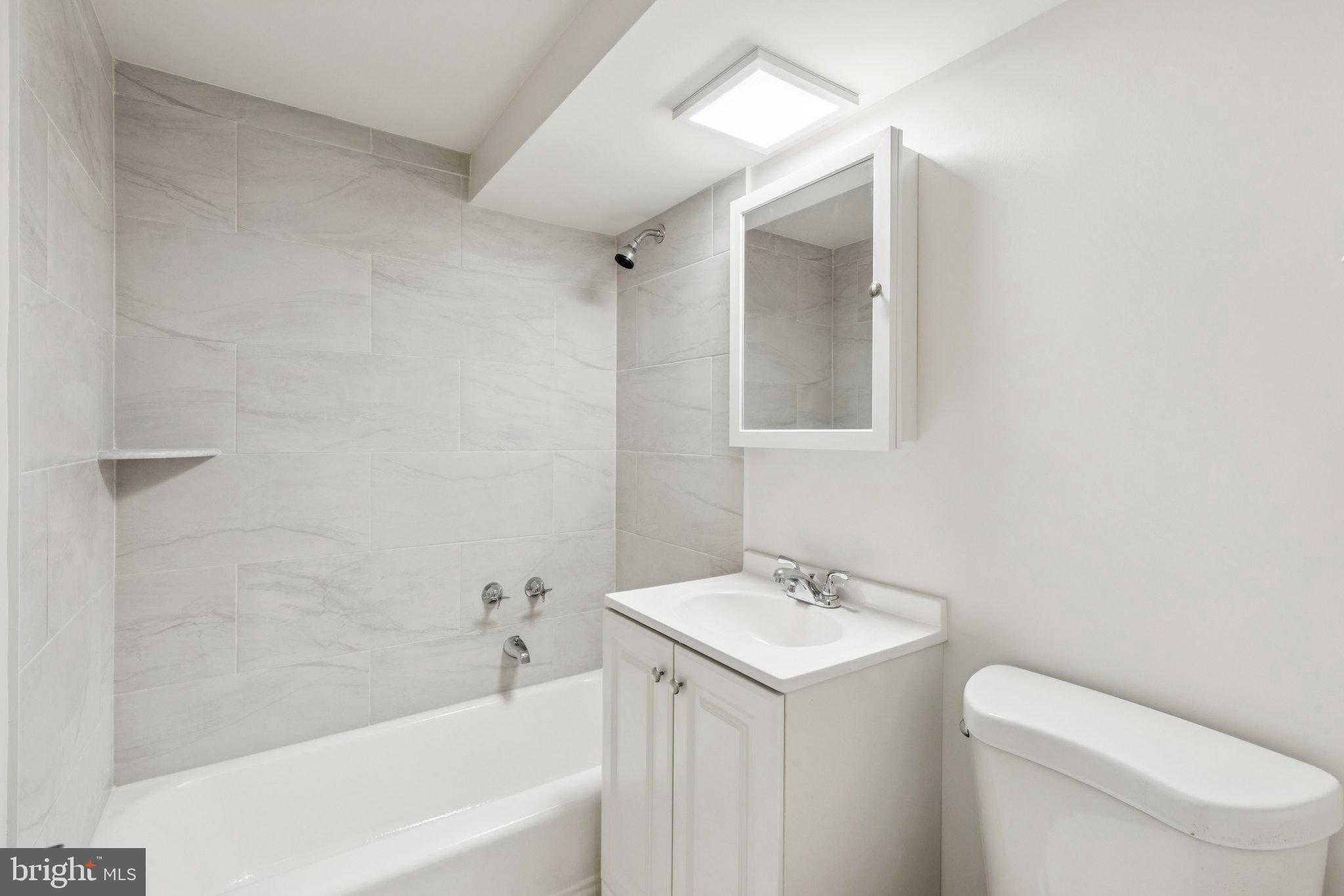 2101 CHESTNUT STREET 721