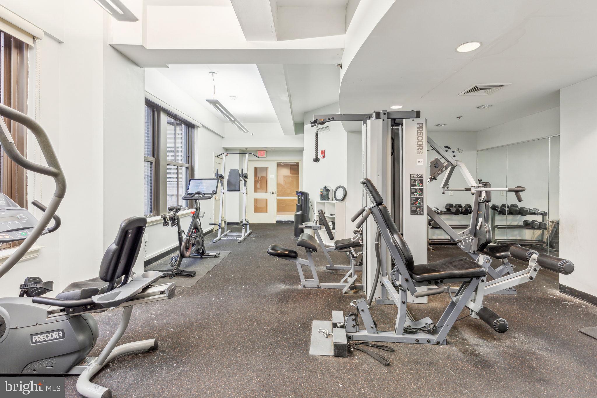 1500 CHESTNUT STREET 15E