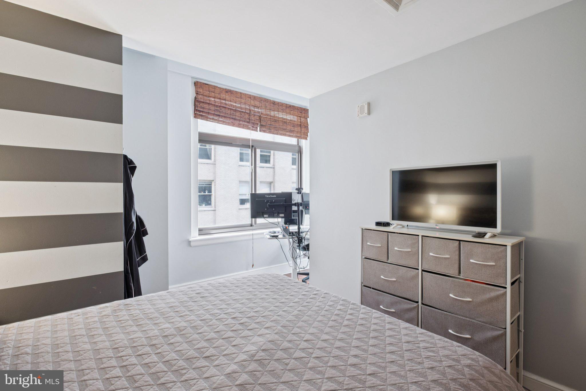 1500 CHESTNUT STREET 15E