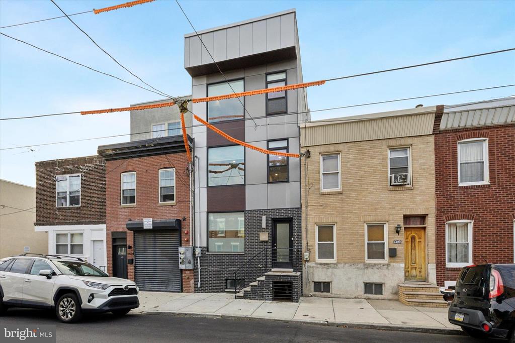 1422 S 18TH STREET