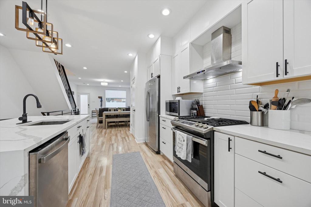 1422 S 18TH STREET