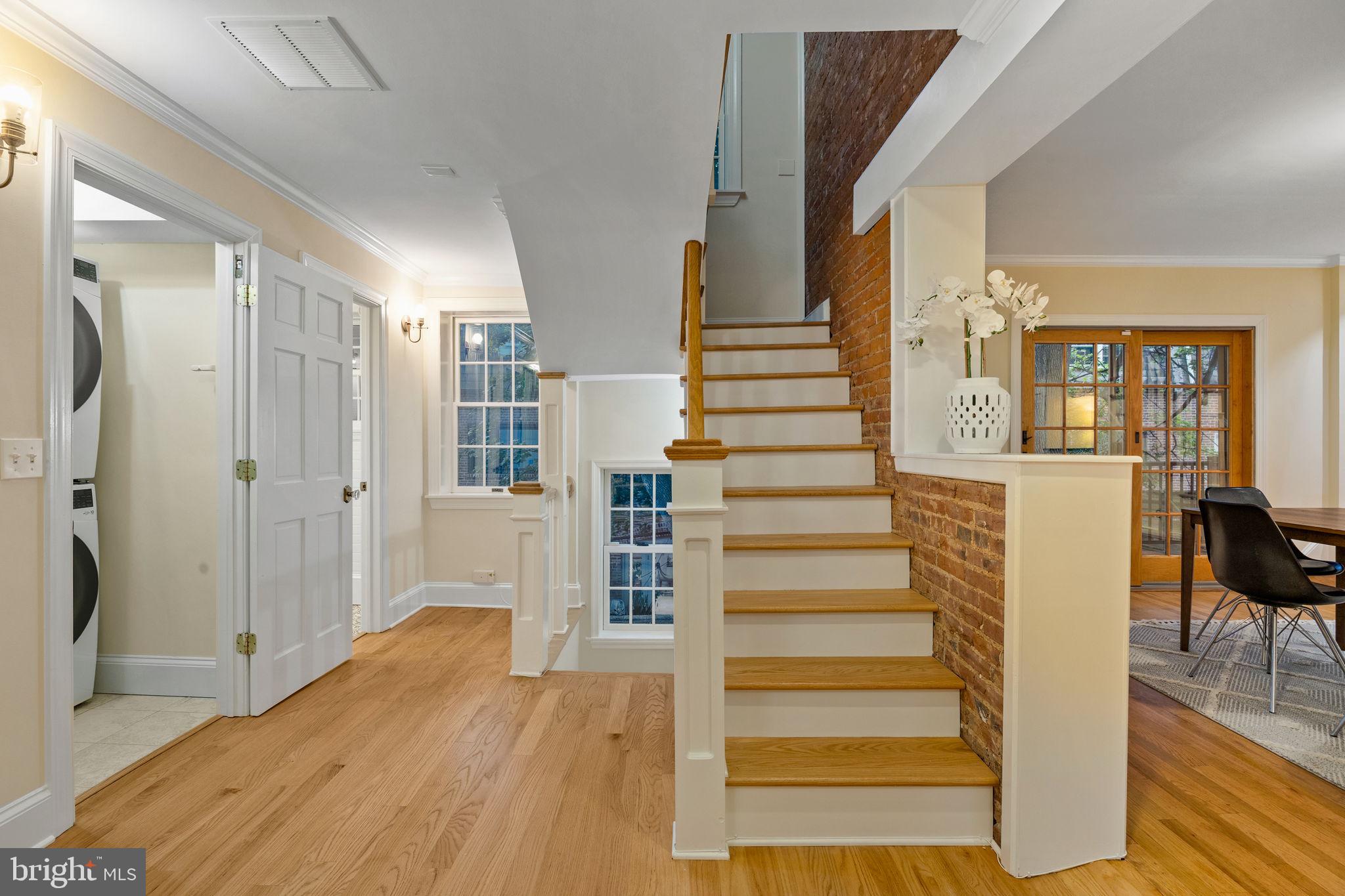 1716 ADDISON STREET 18