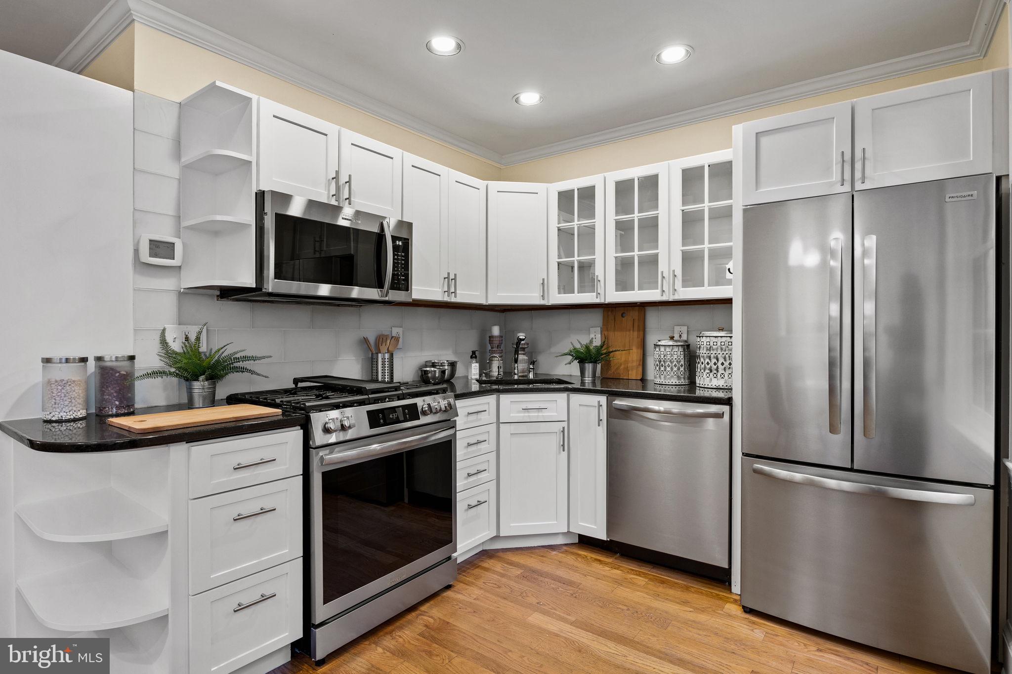 1716 ADDISON STREET 18