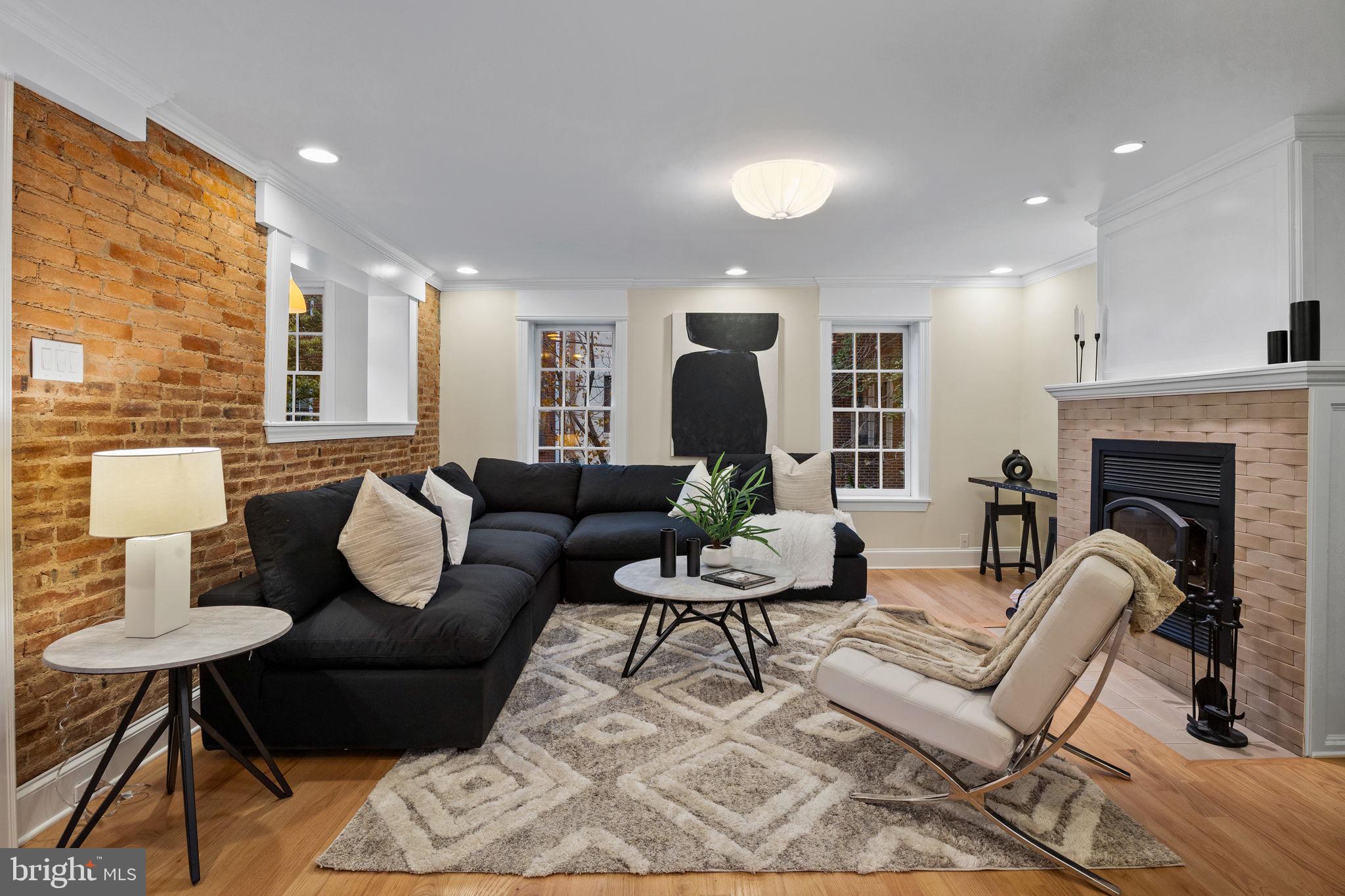 1716 ADDISON STREET 18