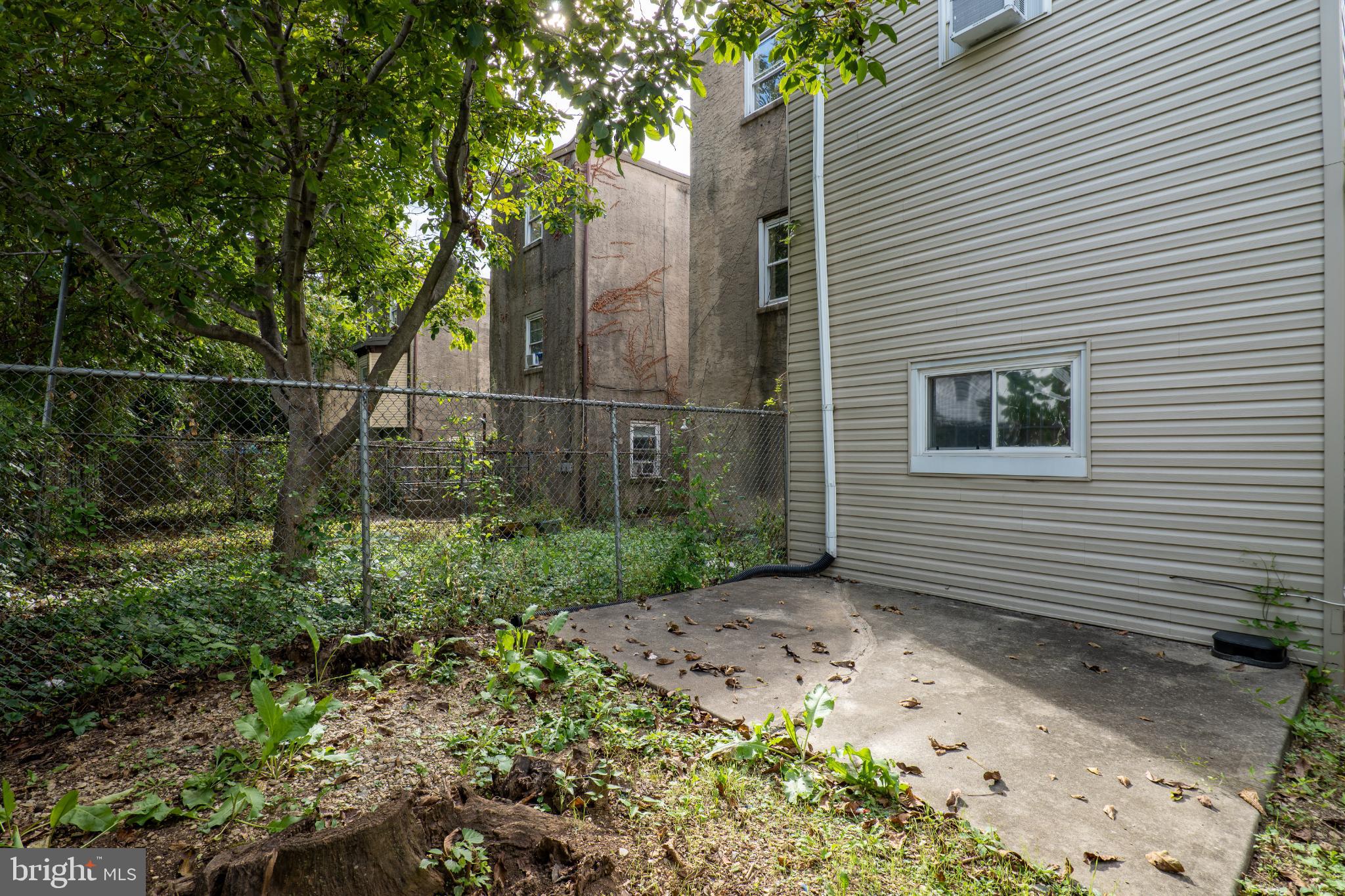 1415 N 18TH STREET 2