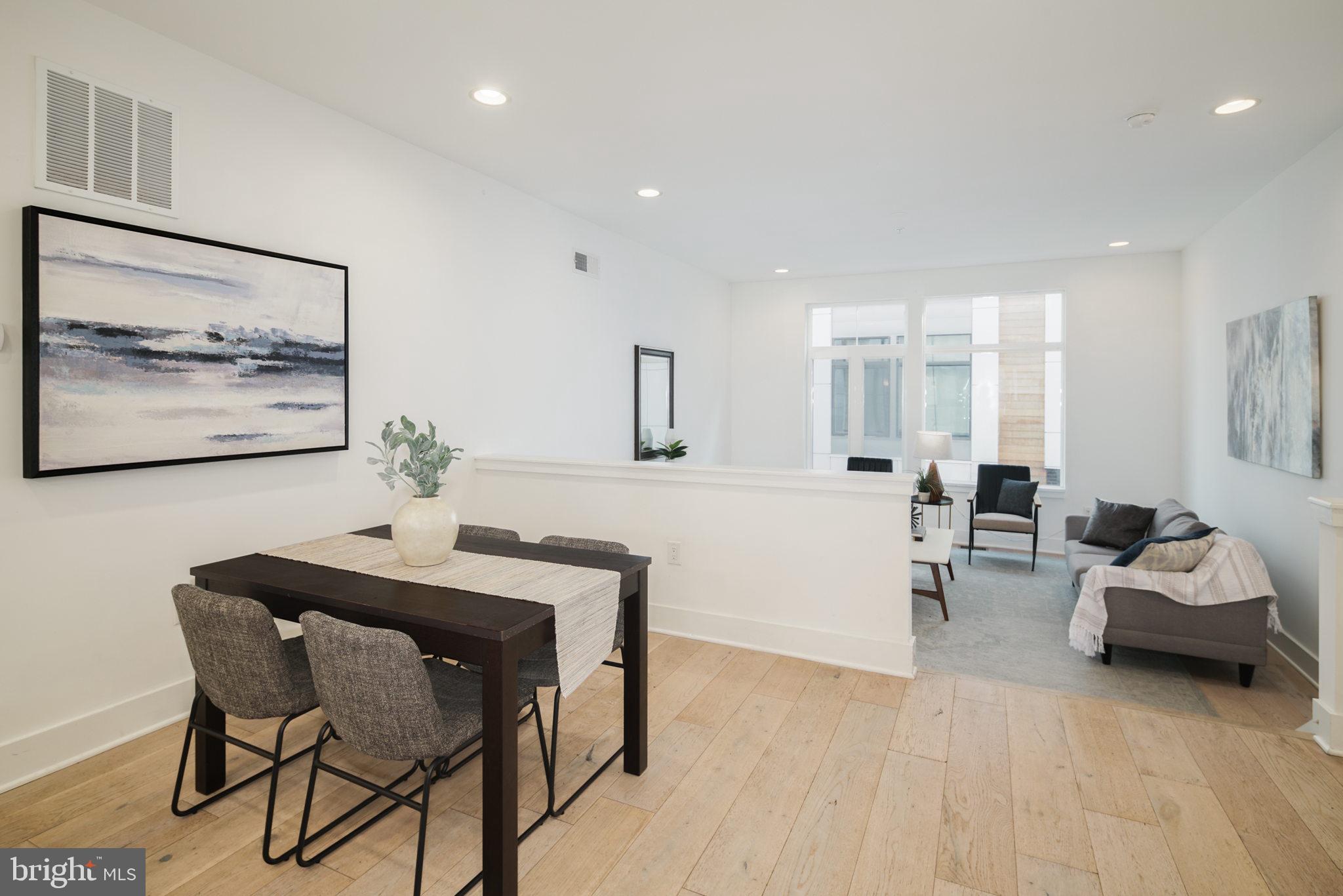 702 N FRONT STREET 12 2