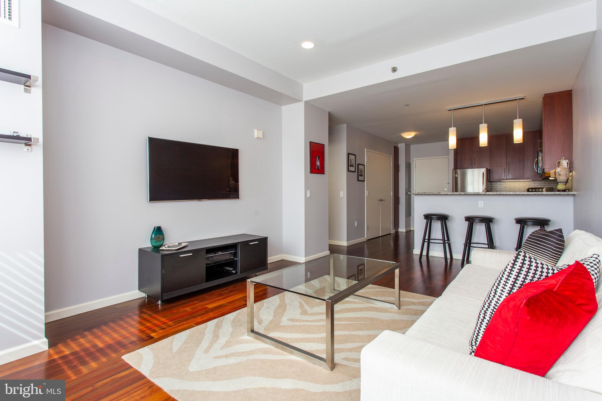 1425 LOCUST STREET 15E