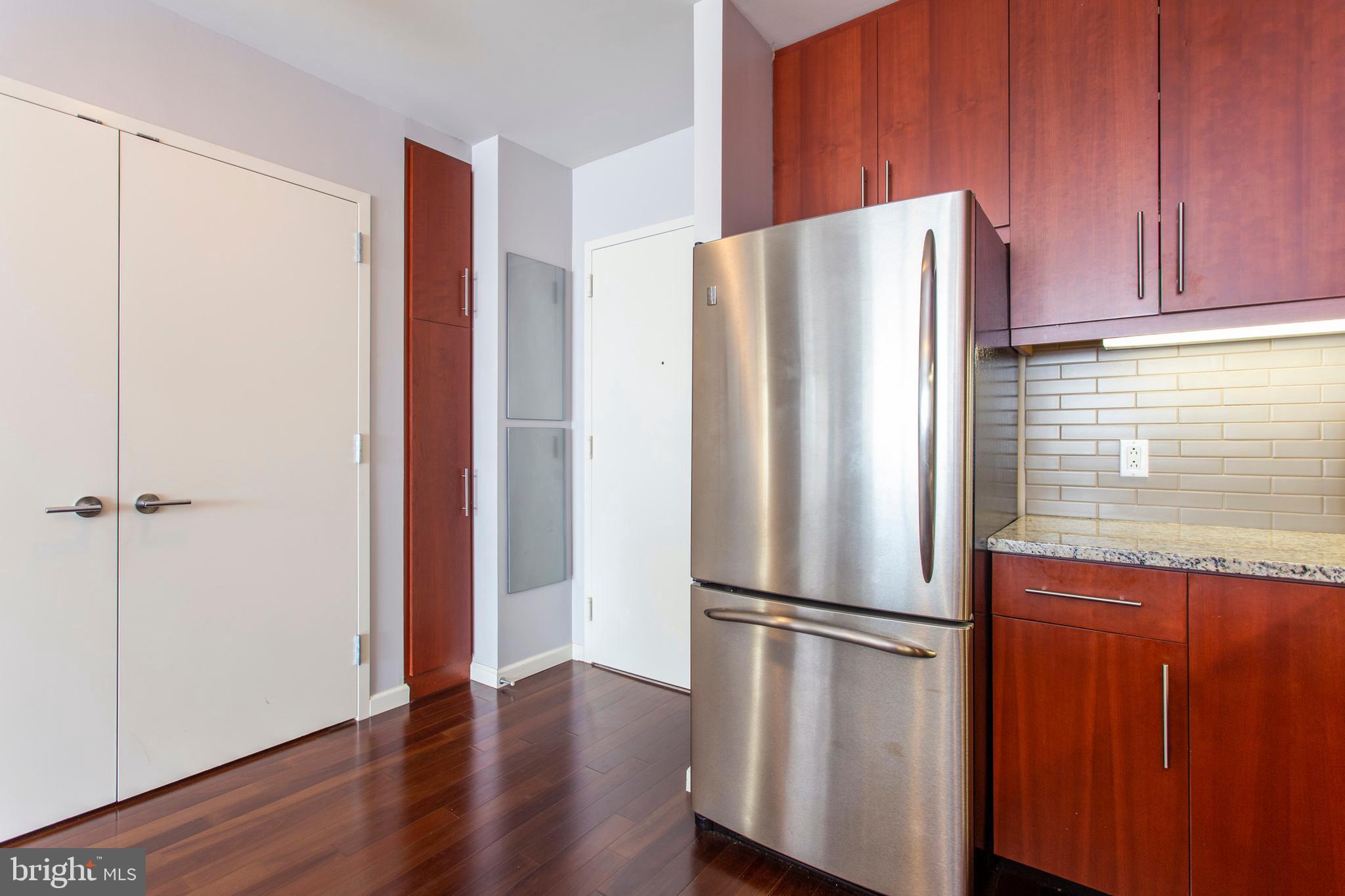 1425 LOCUST STREET 15E