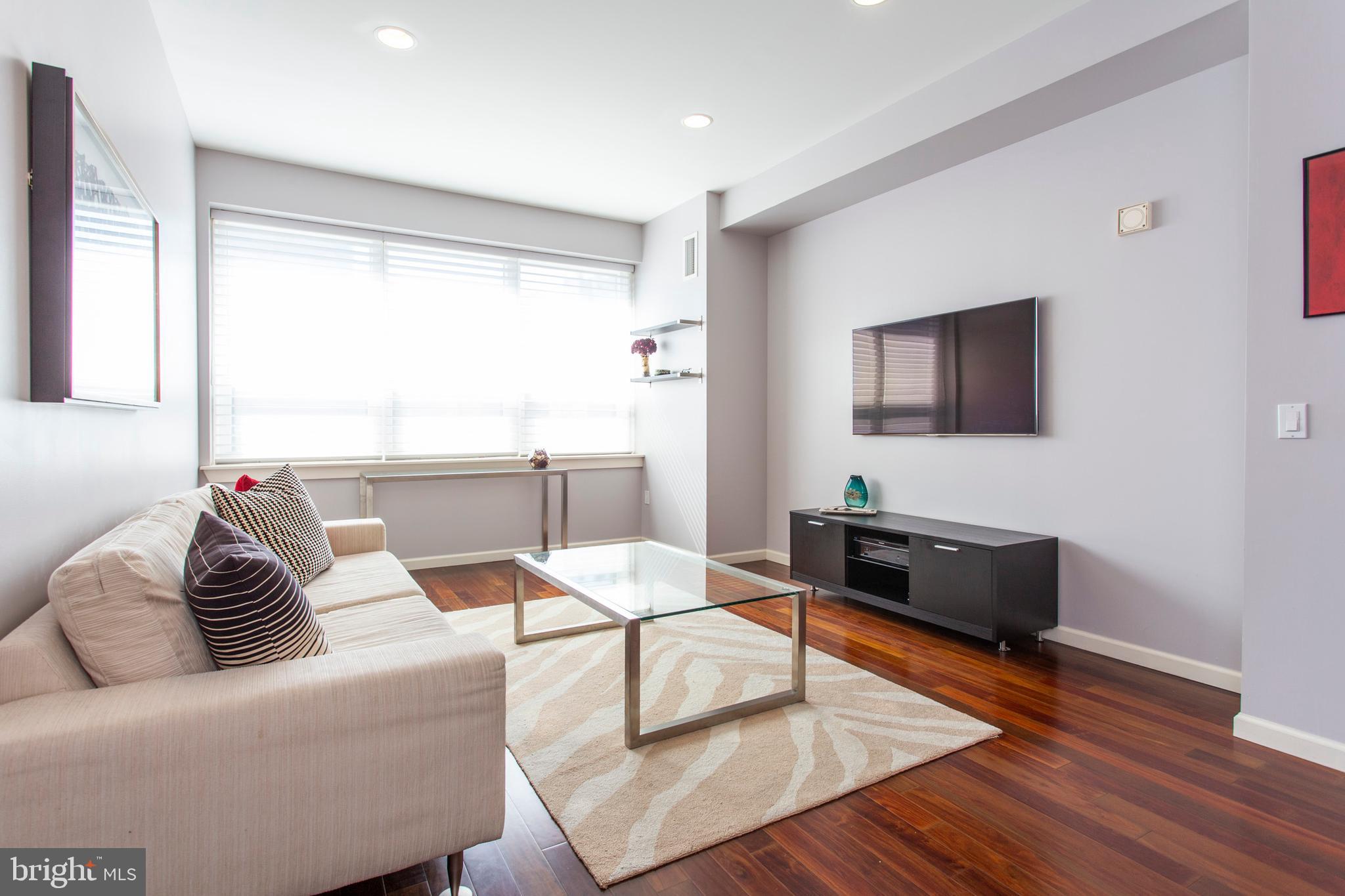 1425 LOCUST STREET 15E