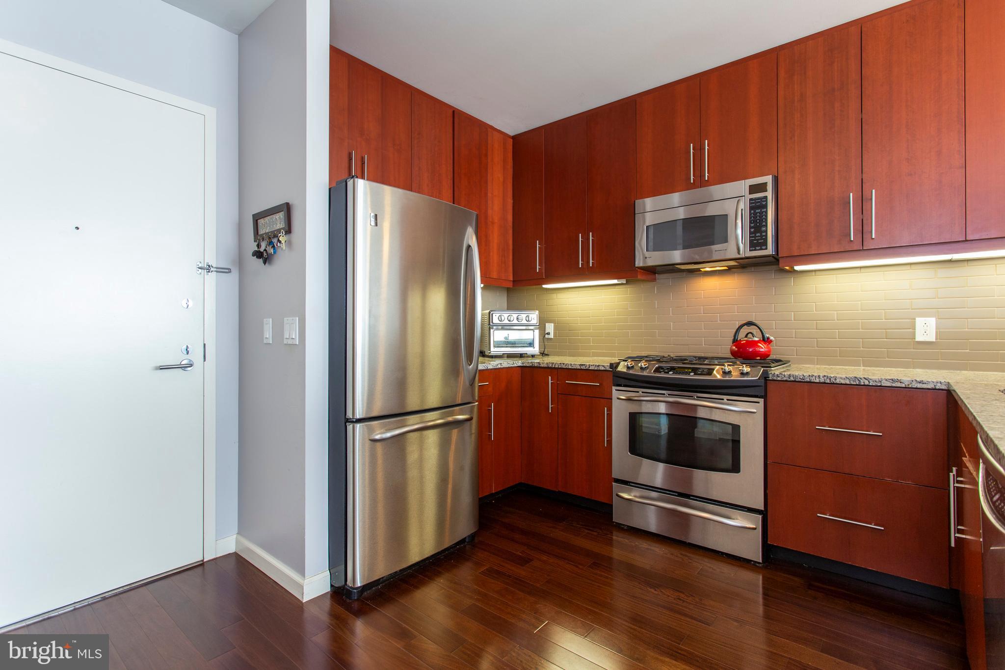 1425 LOCUST STREET 15E