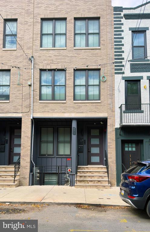 1312 E PASSYUNK AVENUE A