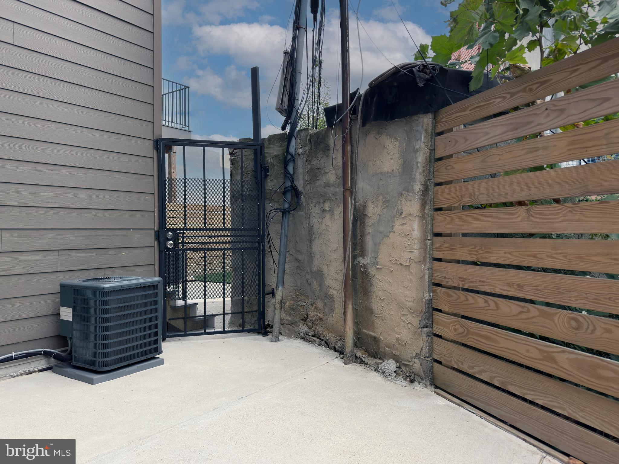 1312 E PASSYUNK AVENUE A