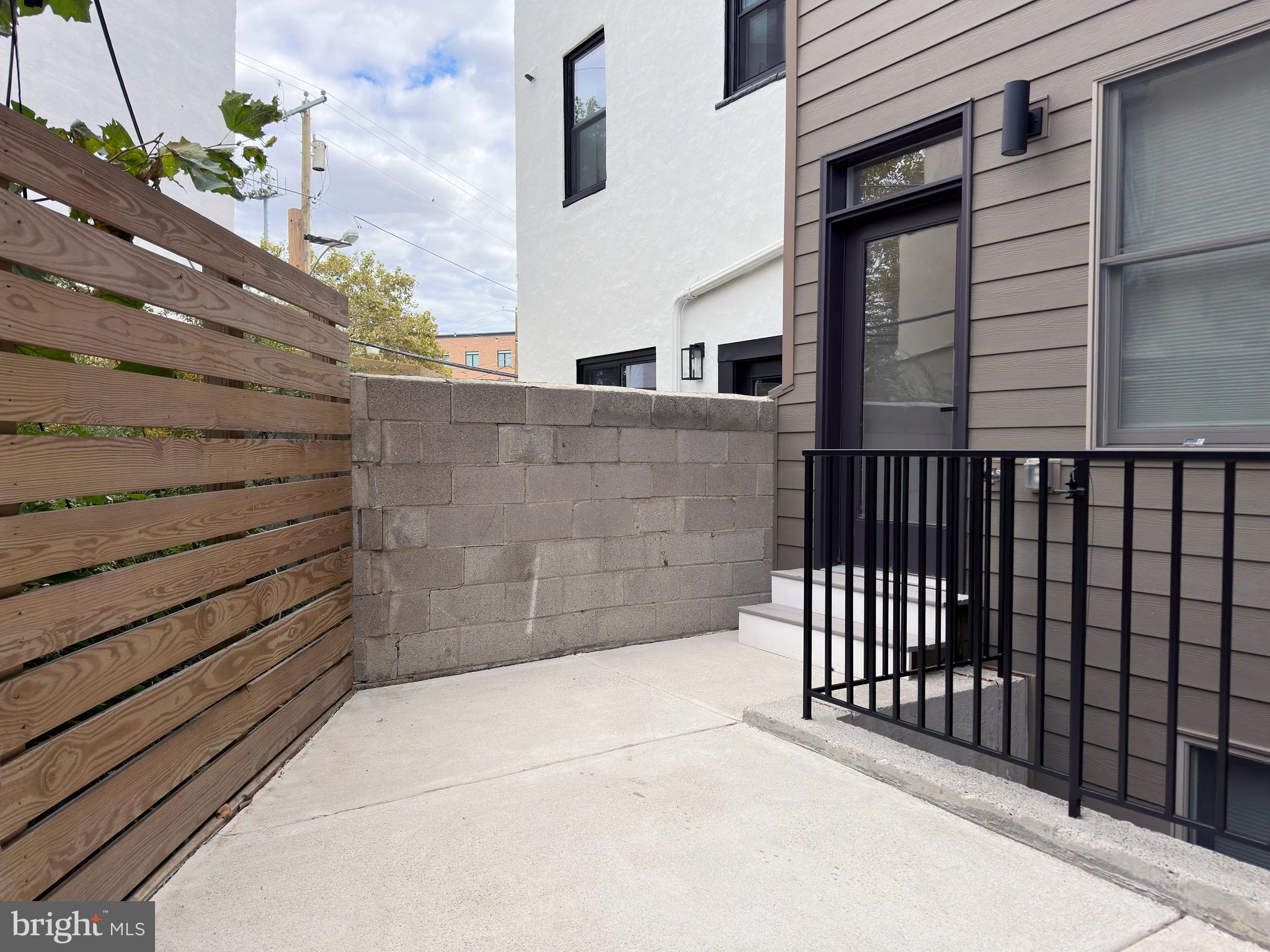 1312 E PASSYUNK AVENUE A