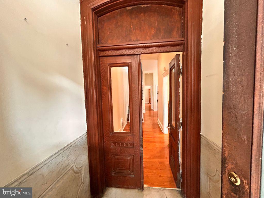 411 N PRESTON STREET