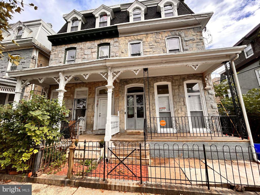 411 N PRESTON STREET