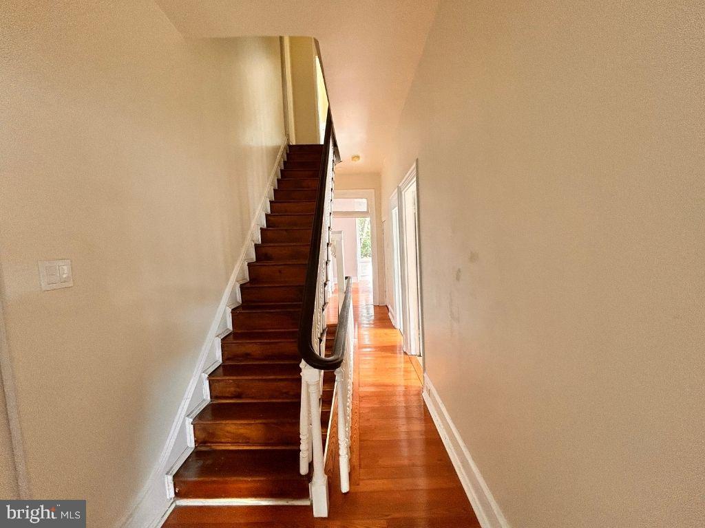 411 N PRESTON STREET