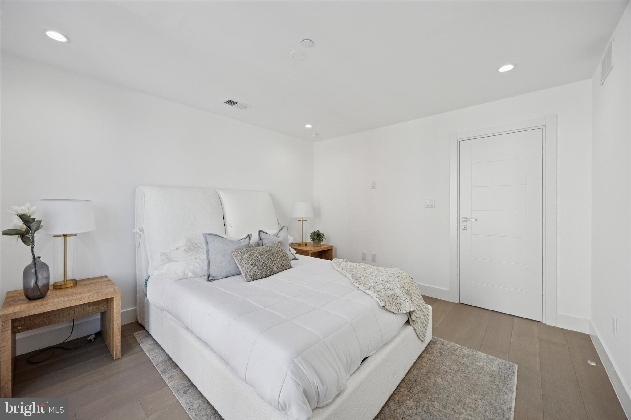 1843 HARTRANFT STREET B101