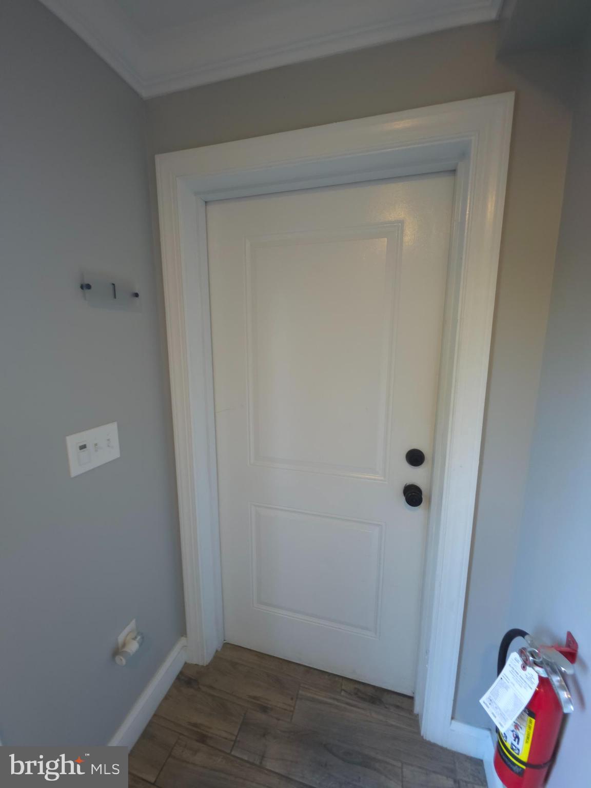 3404 W COMMISSIONER STREET 1