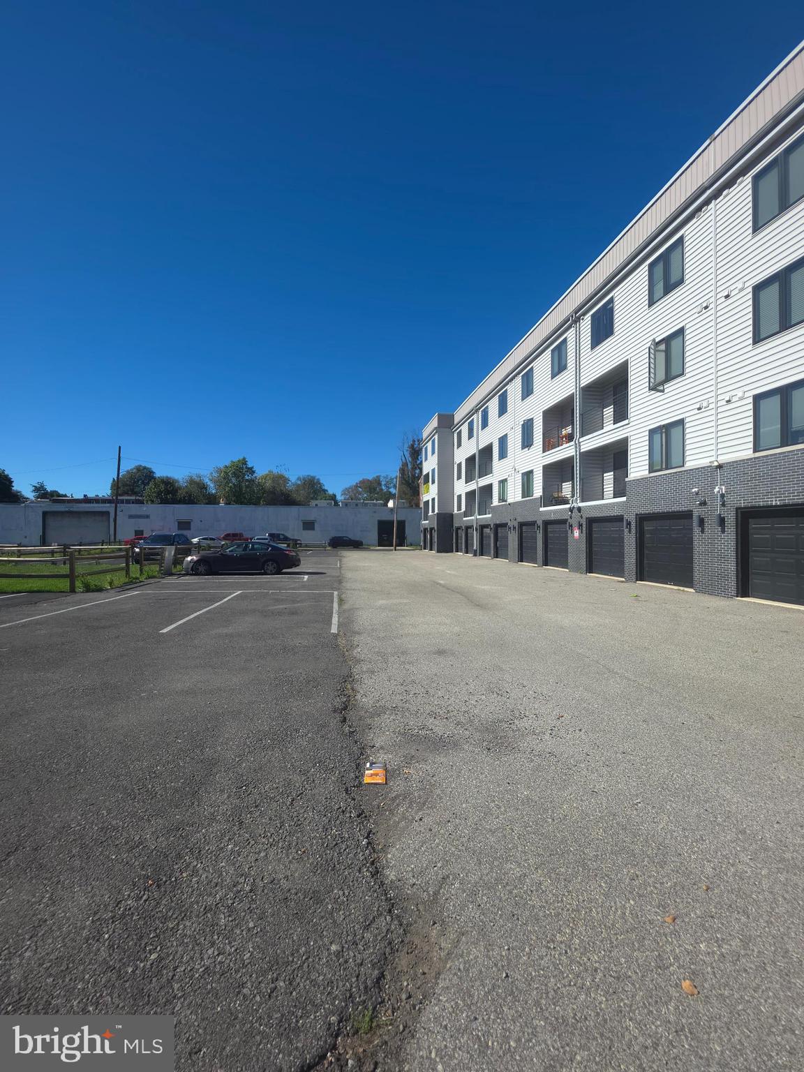 3404 W COMMISSIONER STREET 1