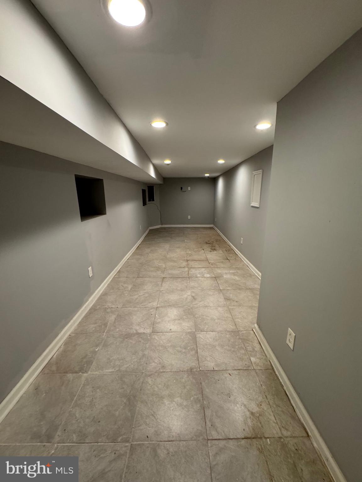 3048 W OXFORD STREET