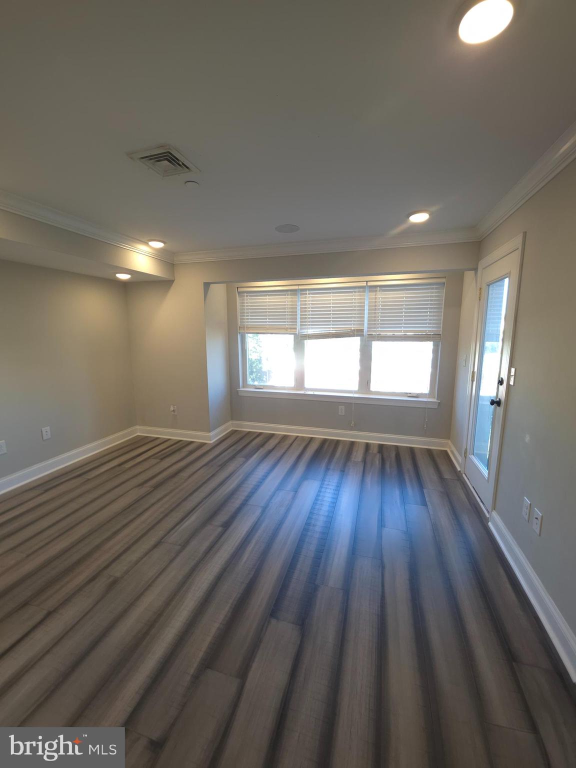 3406 W COMMISSIONER STREET 3