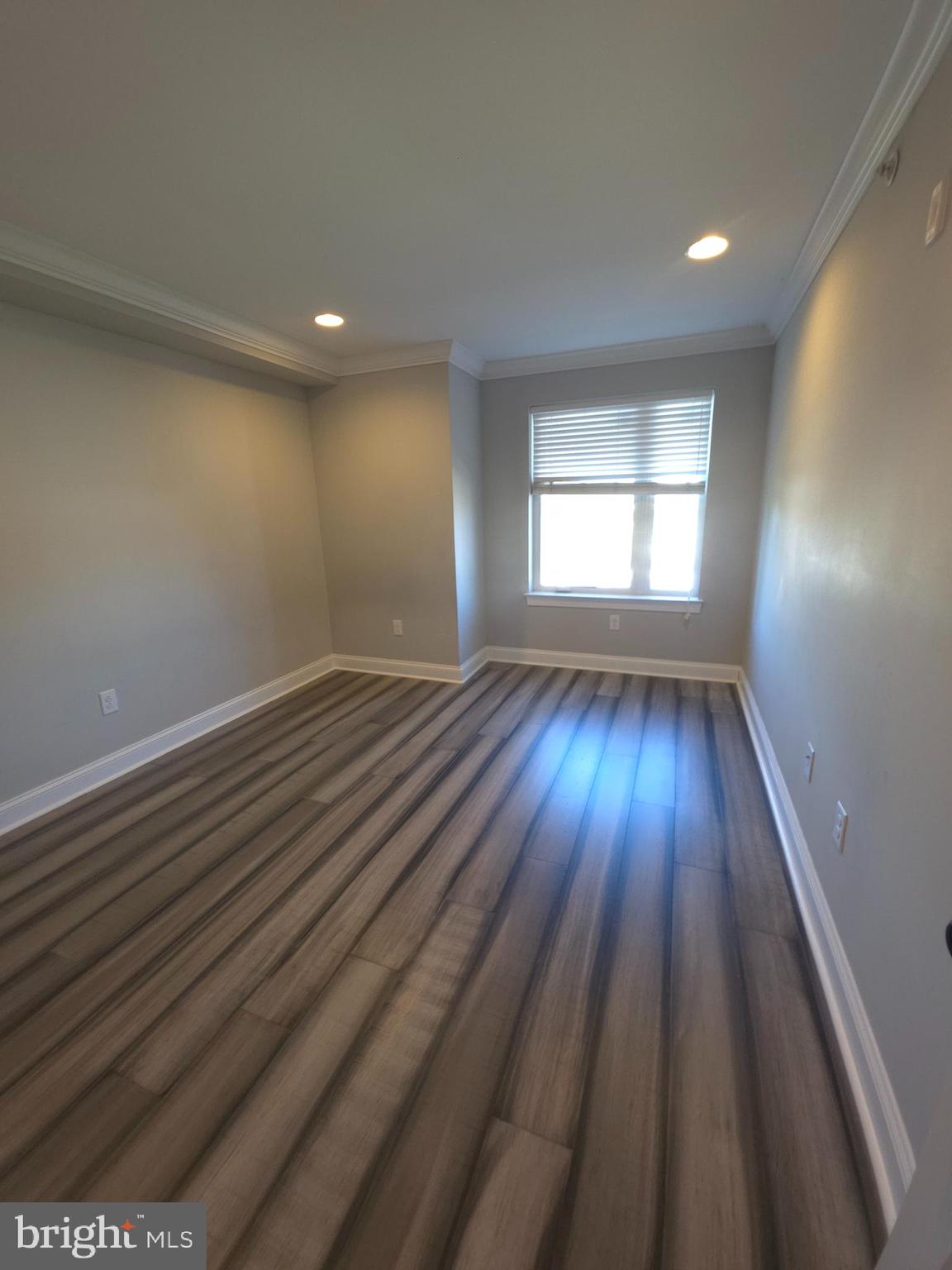 3406 W COMMISSIONER STREET 3