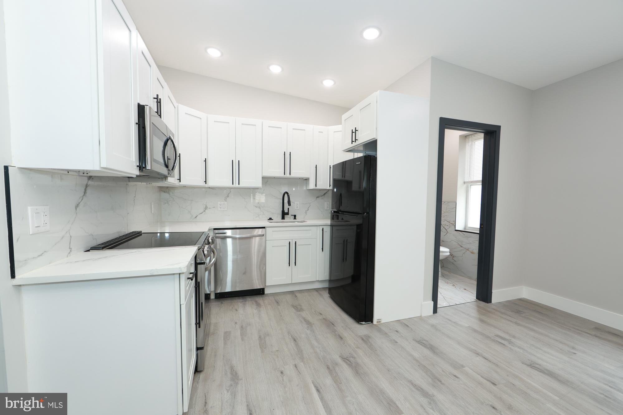 3565 & 3567 KENSINGTON AVENUE