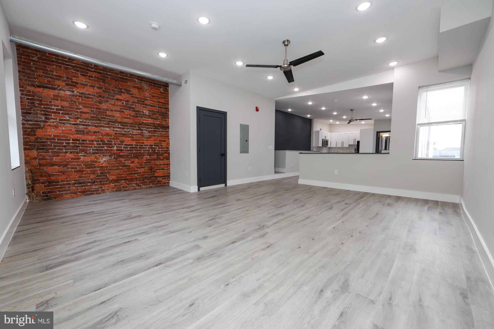 3565 & 3567 KENSINGTON AVENUE