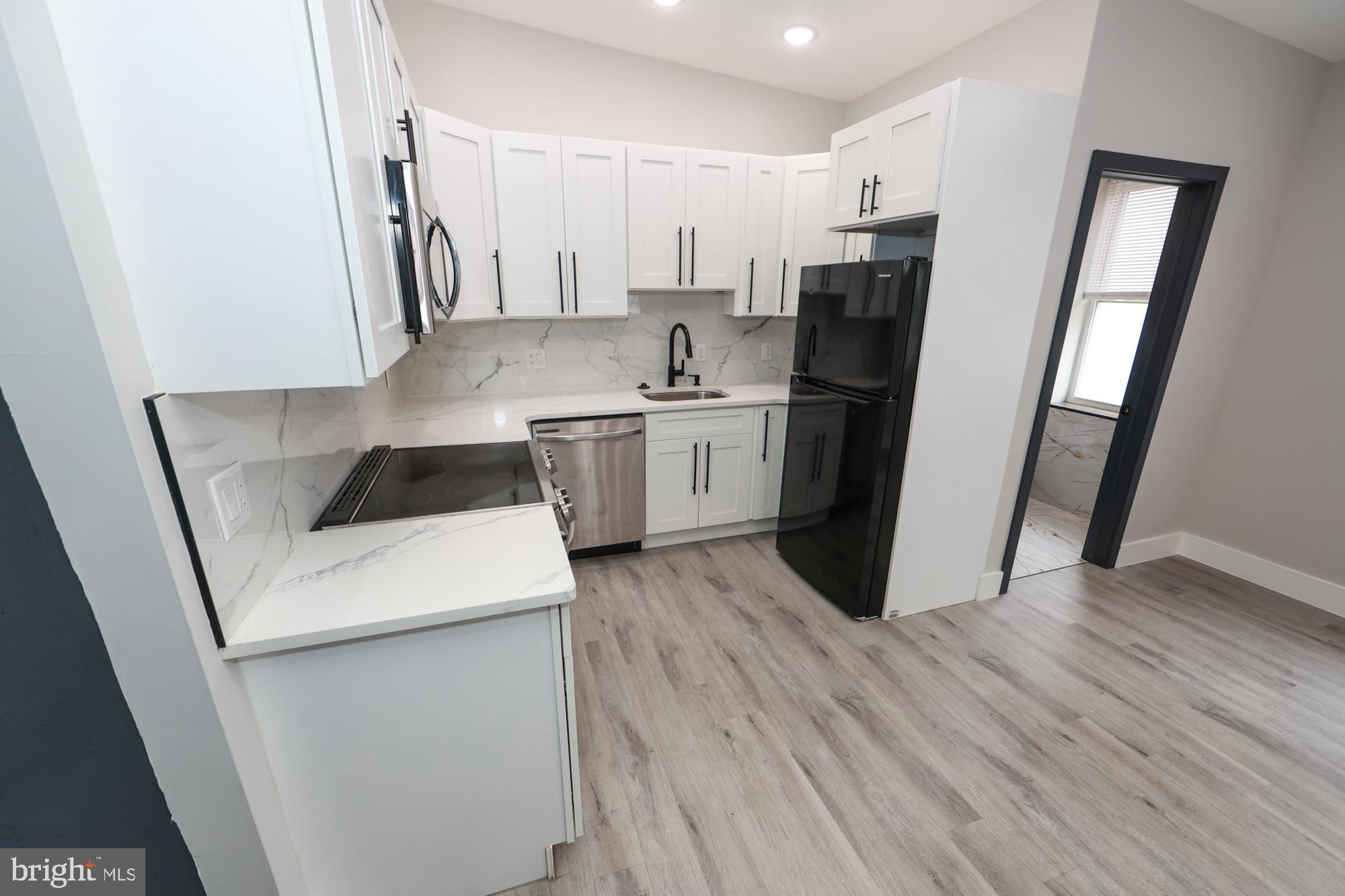 3565 & 3567 KENSINGTON AVENUE