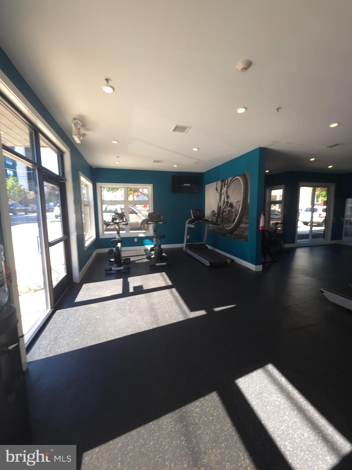 3925 HAVERFORD AVENUE LL6