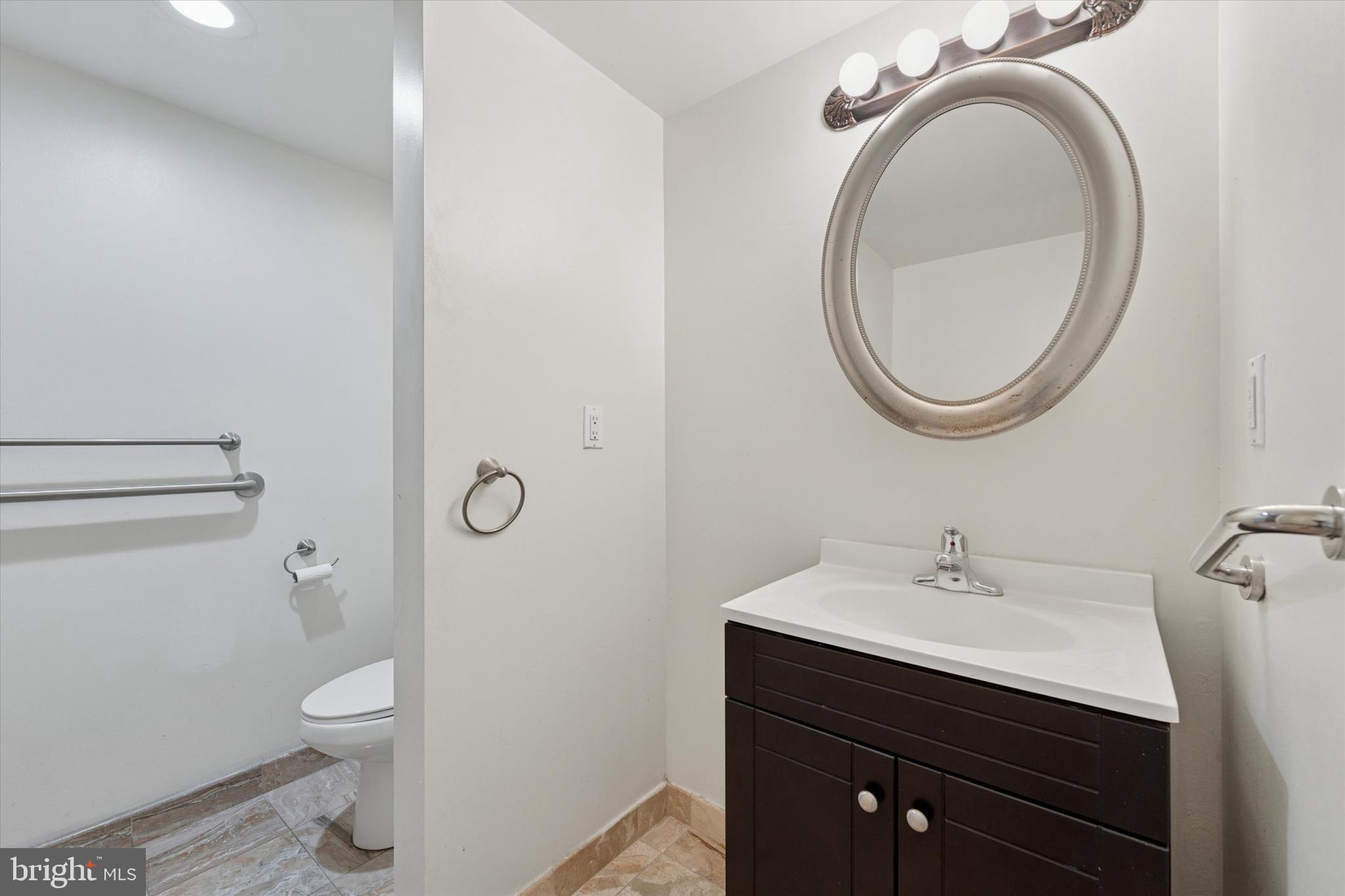 200 LOMBARD STREET 10 607