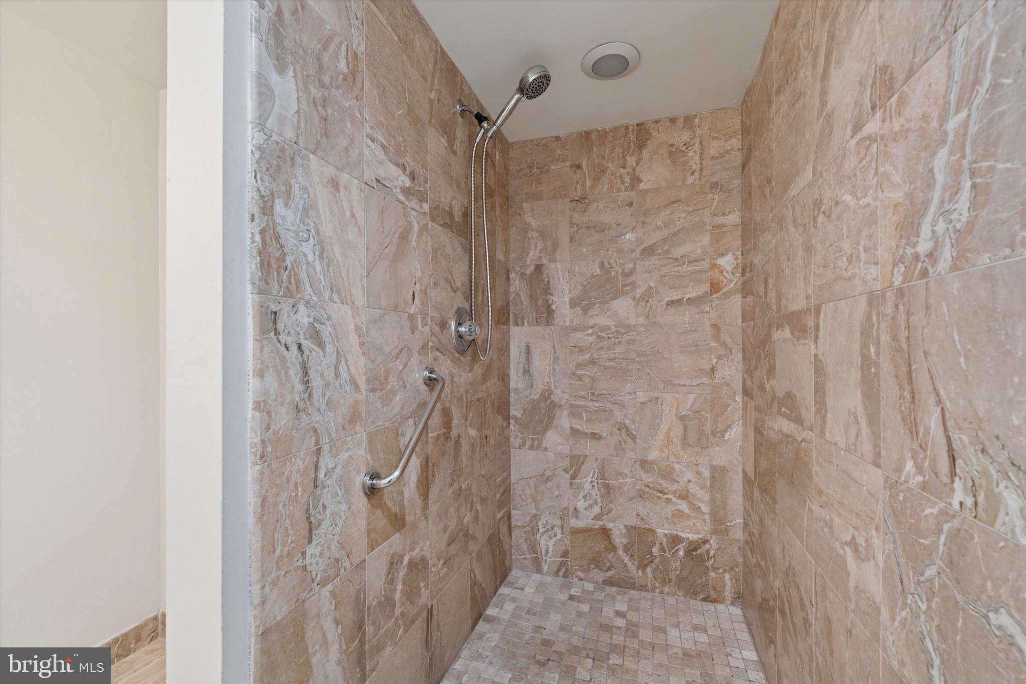 200 LOMBARD STREET 10 607